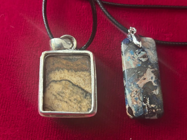 Fossil Stone Pendant Necklaces - photo 4