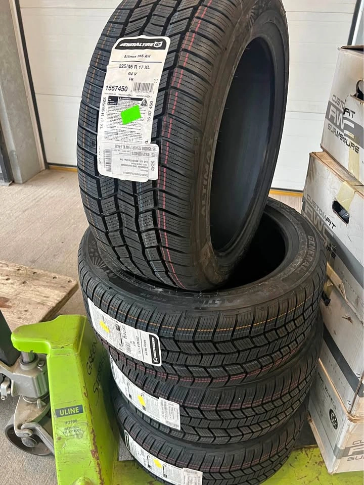 Set of 4 General ALTIMAX 365AW Tires 225/45R17 94V XL