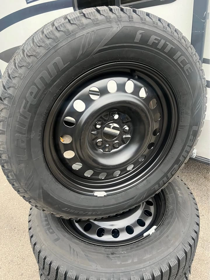 Brand new Laufenn i FIT ICE winter tires 235/65R17 on wheels - photo 2