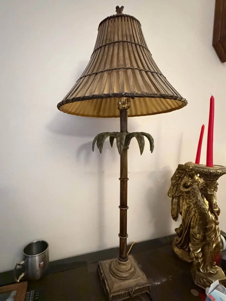 Tropical Palm Tree Table Lamp with Slatted Woven Lampshade - photo 2