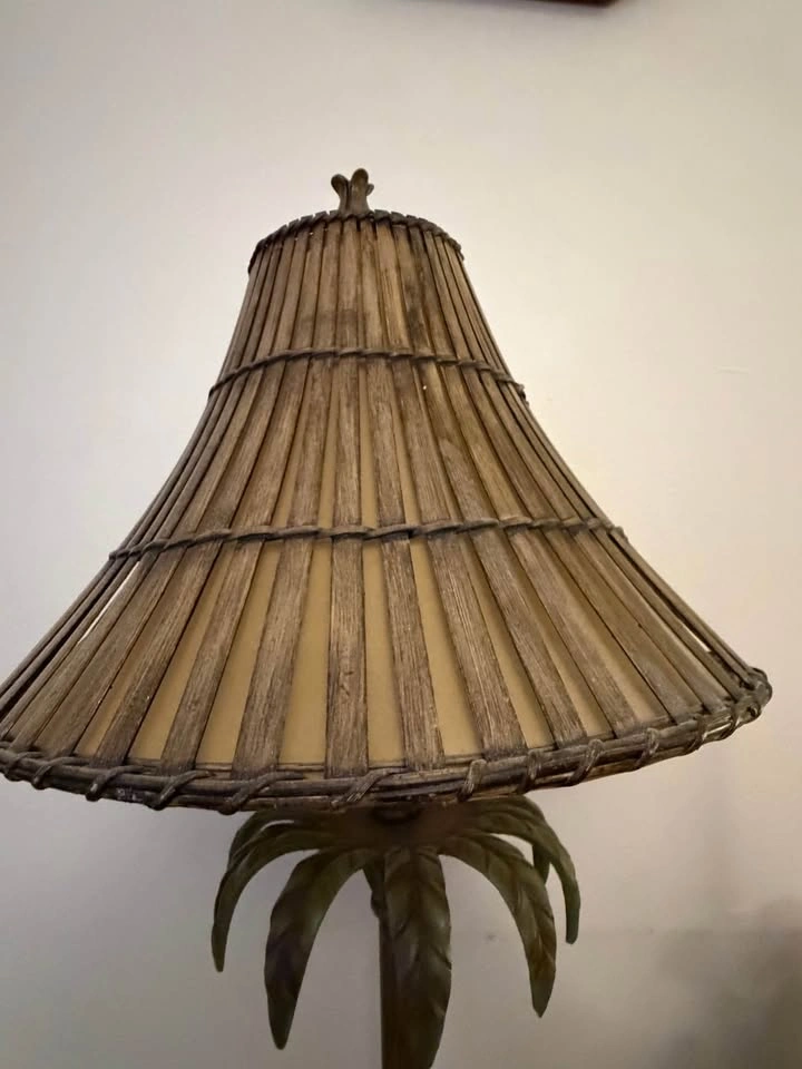 Tropical Palm Tree Table Lamp with Slatted Woven Lampshade - photo 5