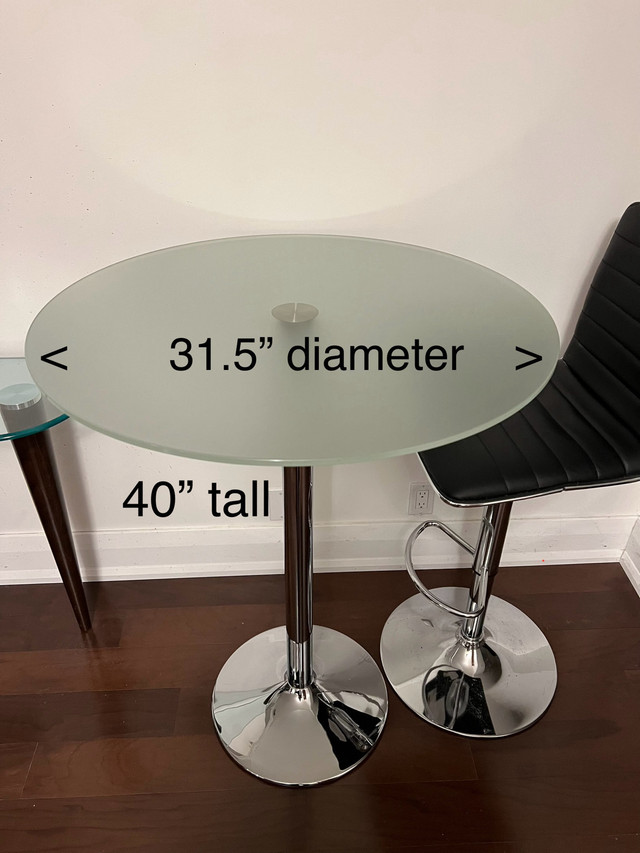 Frosted glass cocktail table