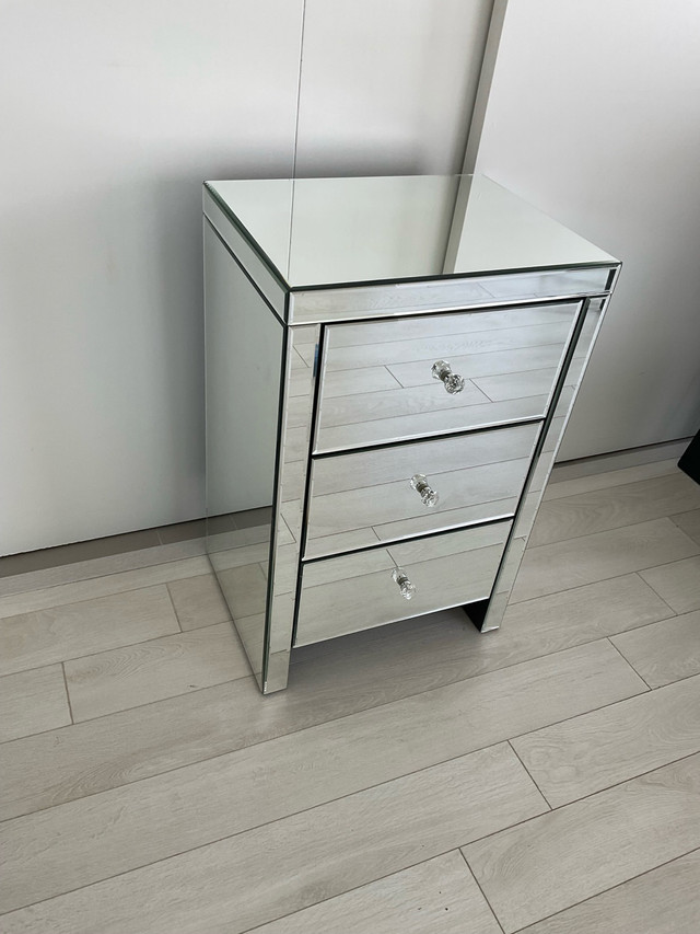 Bevel Mirrored Nightstand Side Table - photo 2