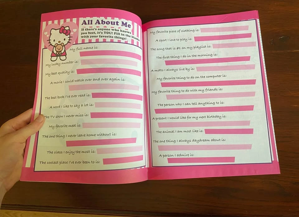 Hello Kitty Ultimate Sticker Book - photo 2