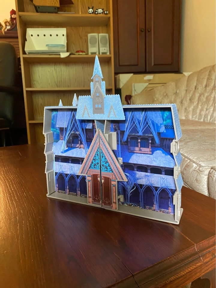 Disney Frozen Fever Water Color Changing Castle of Arendelle - photo 5