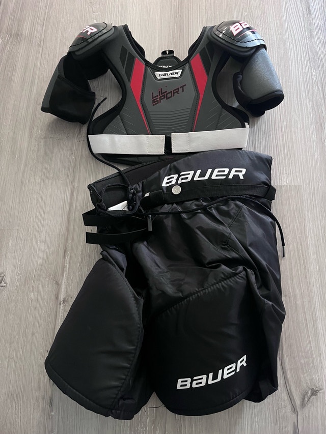 Bauer Player Hockey Shoulder Pads and Pants Junior Large
