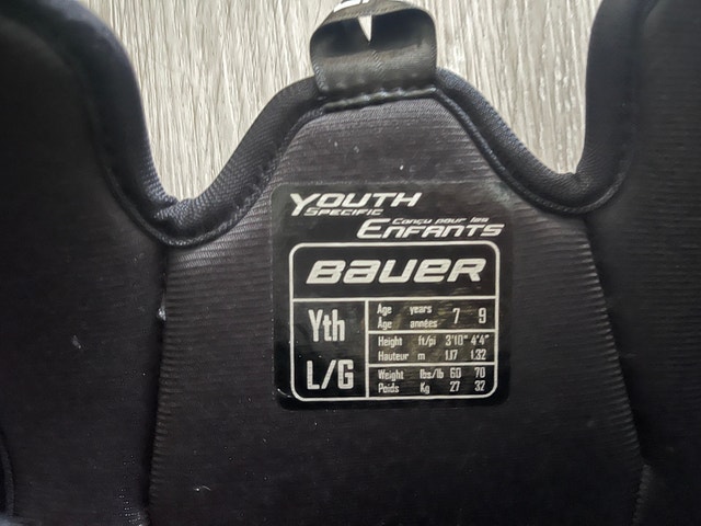 Bauer Player Hockey Shoulder Pads and Pants Junior Large - photo 3