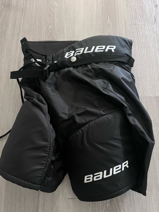 Bauer Player Hockey Shoulder Pads and Pants Junior Large - photo 4