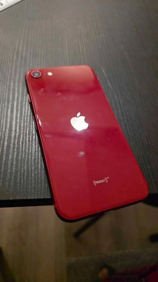 iPhone SE3 64gb (2022) - photo 2