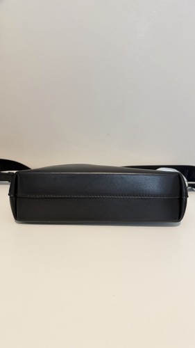JW Anderson Black Leather Corner Bag - photo 5