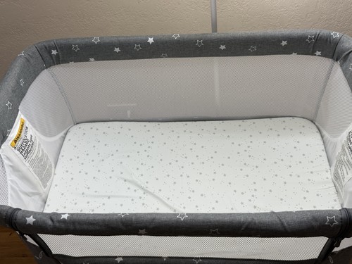 Portable Baby Bassinet, Oval Gray/White with Mesh Sides and Cano - photo 3
