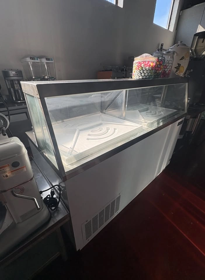 Ice Cream Dipping Cabinet Freezer – Sep 21 Auction - photo 3
