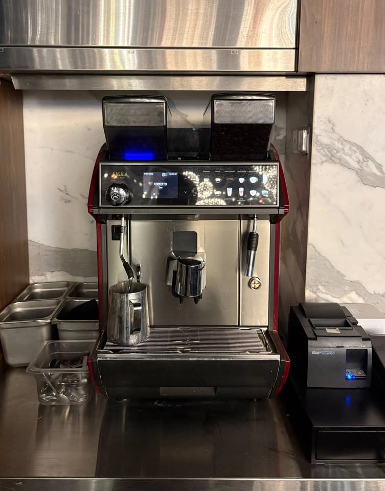Gaggia Milano Espresso Machine – Sep 21 Auction | Toronto - photo 3
