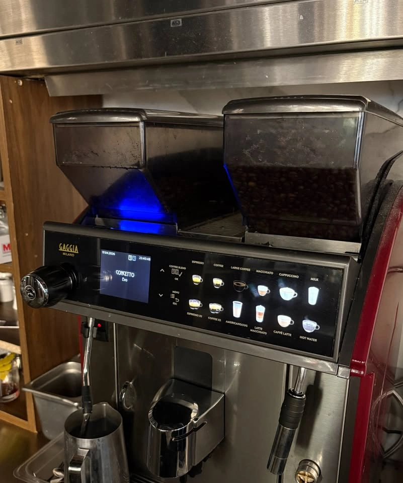 Gaggia Milano Espresso Machine – Sep 21 Auction | Toronto - photo 4