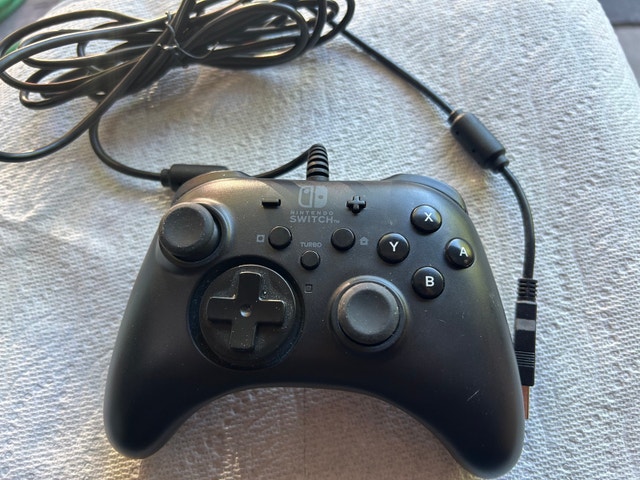 Hori Nintendo Switch Controller