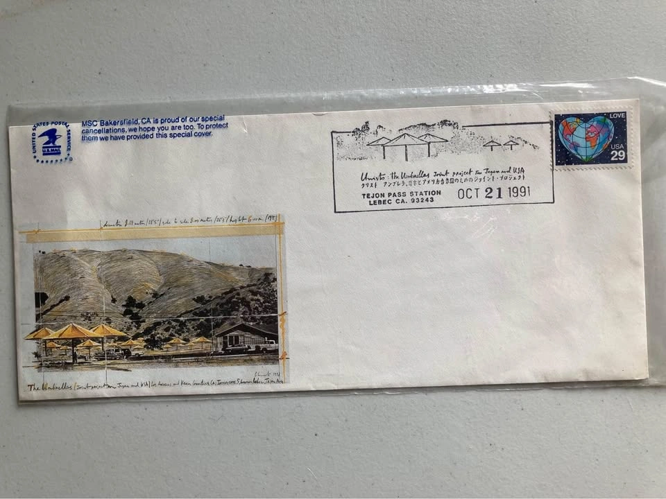 Christo’s The Umbrellas hand stamped sealed envelope and 2 postc - photo 2