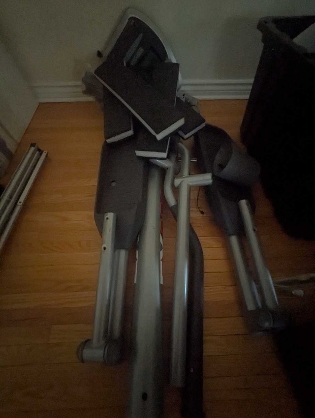 Elliptical Cross Trainer - photo 3