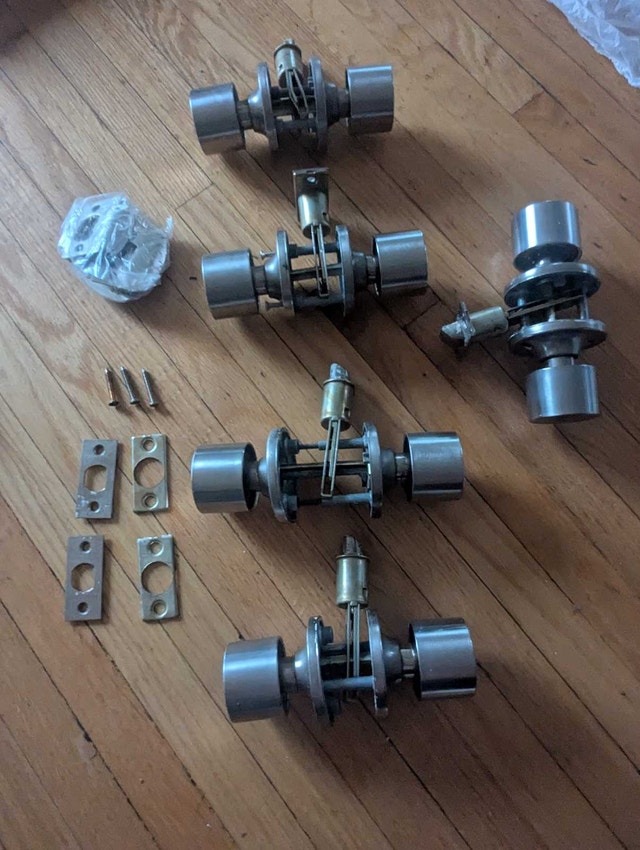 Door Knobs - photo 2