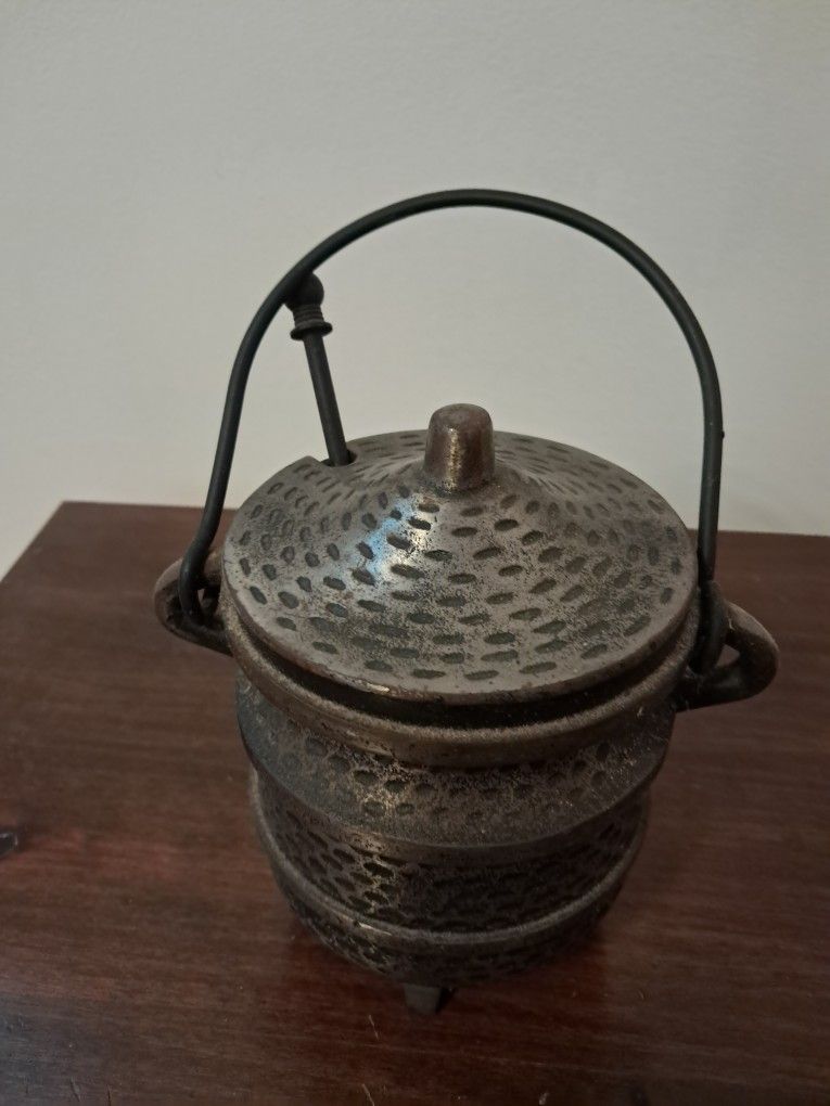 Vintage cast iron fire starter smudge pot