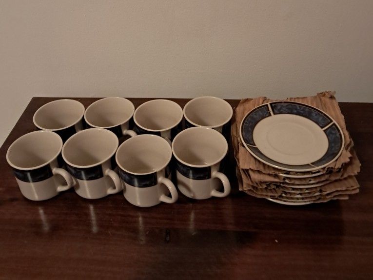 Set of eight coffee Cups and sauces