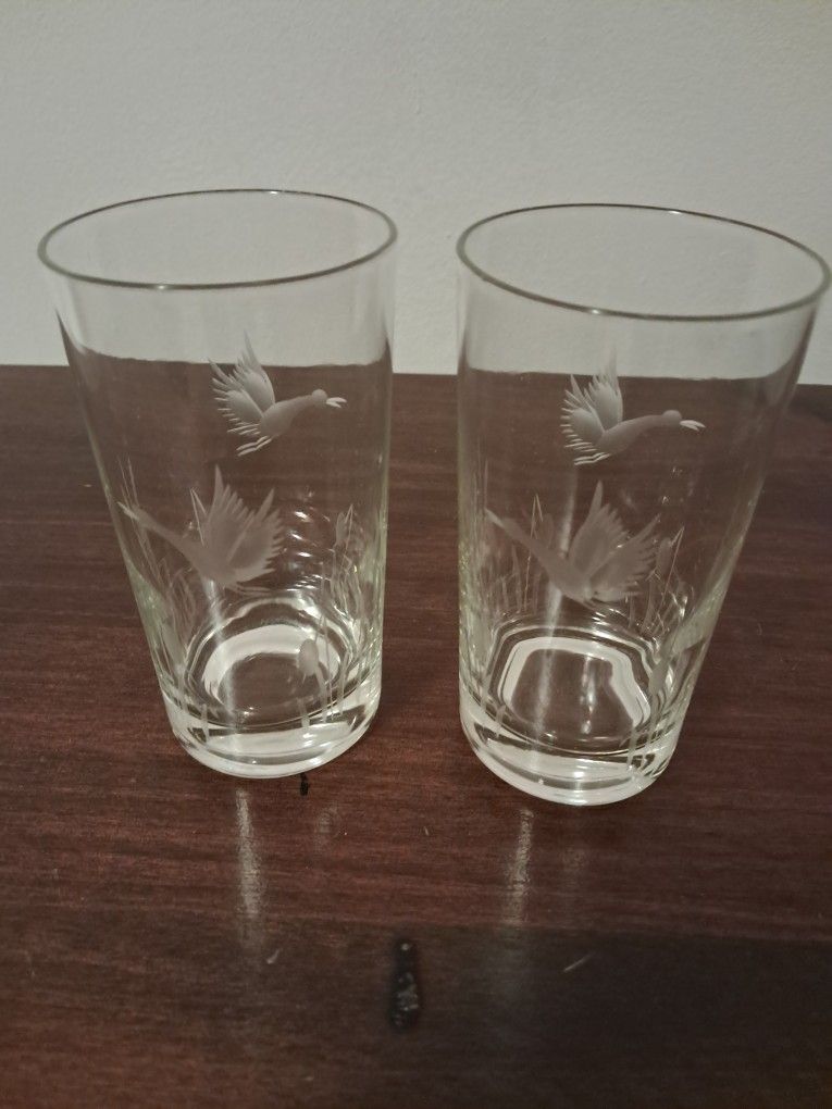 Vintage Clear Etched Glass Flying Ducks Highball Glasses