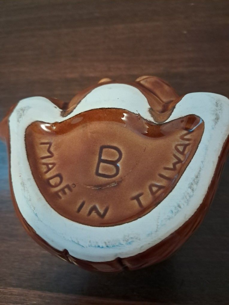 Vintage ceramic honeybear jar - photo 3