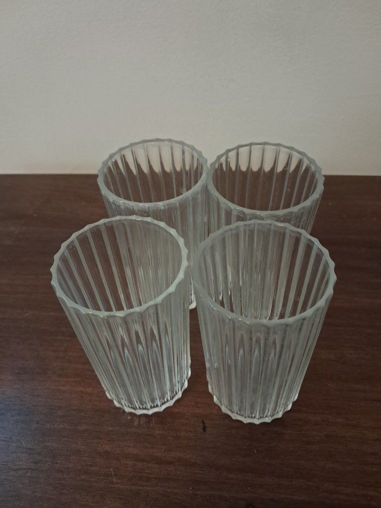 4 Italian Ripped Glass Eight Ounce Glasses