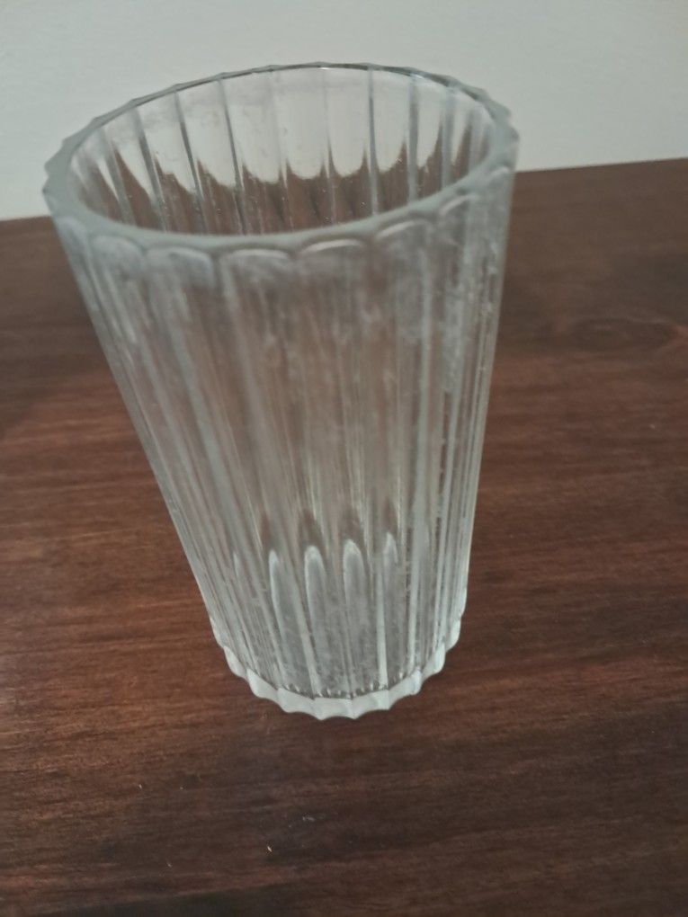 4 Italian Ripped Glass Eight Ounce Glasses - photo 2