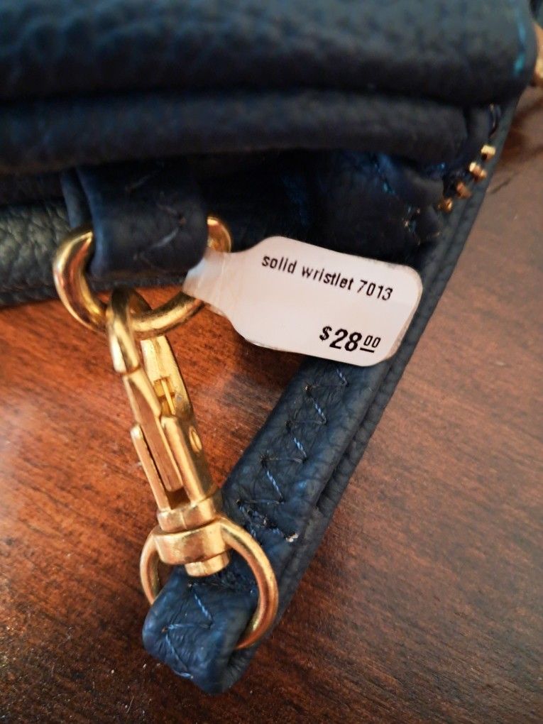 Woman's pocket book - photo 3