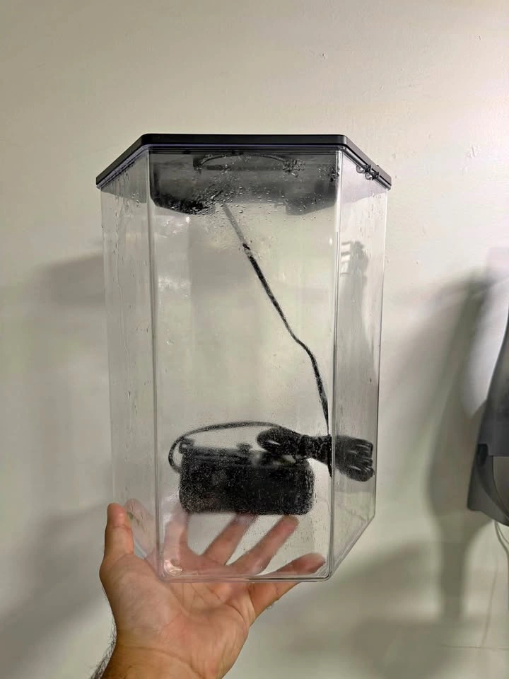 Imagitarium 2.5 Gallon Hexagon Aquarium