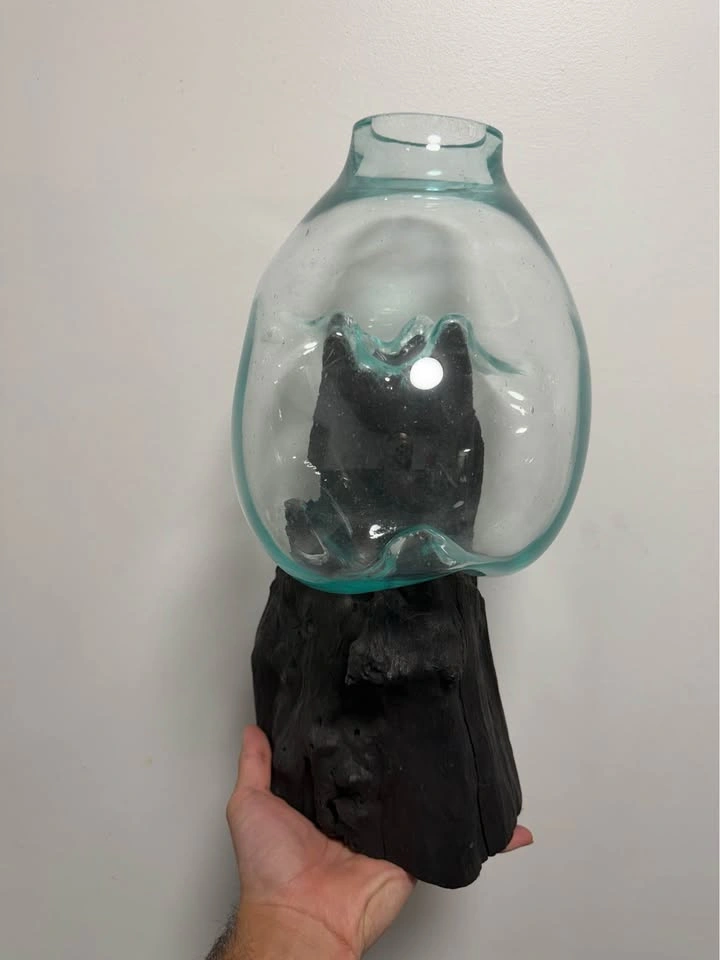 Glass vase with wood base - photo 4