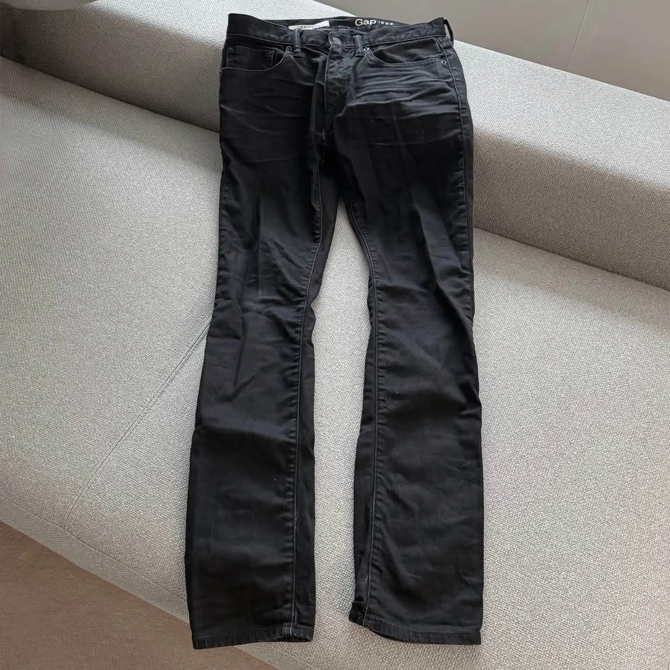 GAP Black Denim Jeans - Size 30x32 🏈 - photo 3