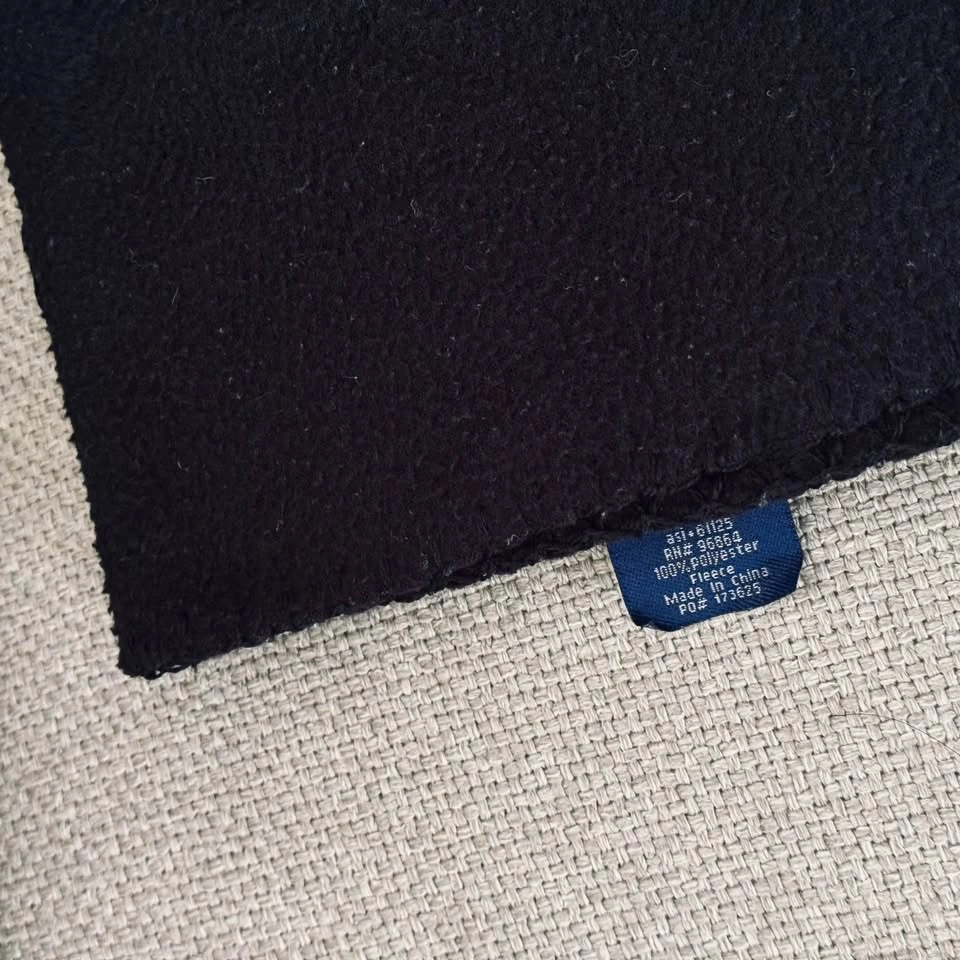 Google Fleece Throw Blanket - 60”x40”🏈 - photo 3