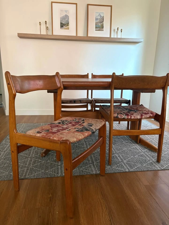 Set of 4 Midcentury Danish dining chairs by Burchardt Nielsen - photo 3