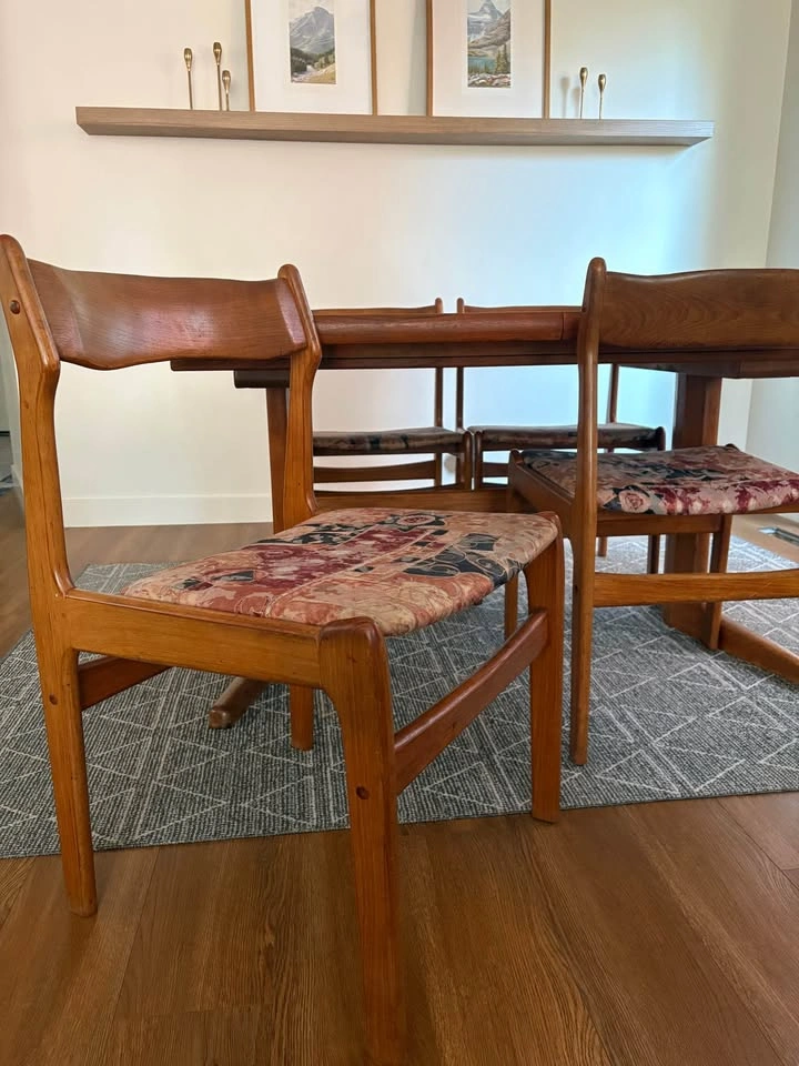 Set of 4 Midcentury Danish dining chairs by Burchardt Nielsen - photo 4