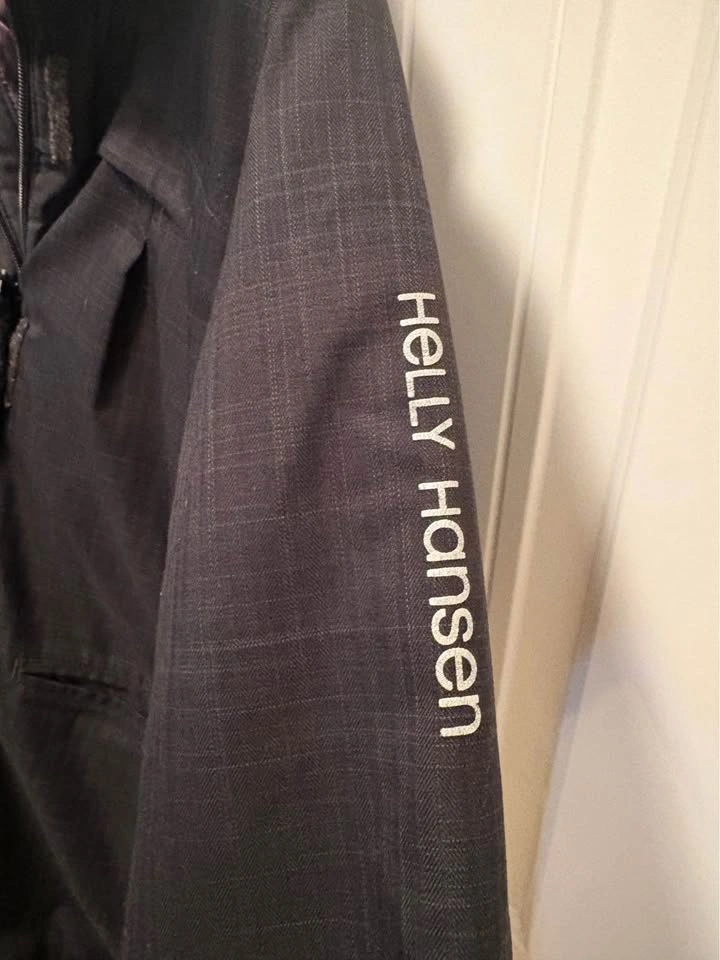 Helly Hansen Women's Winter Jacket - photo 5