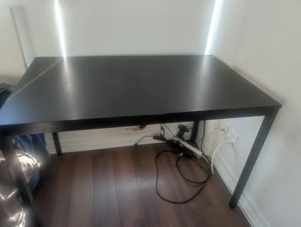 Brown dining table - photo 2