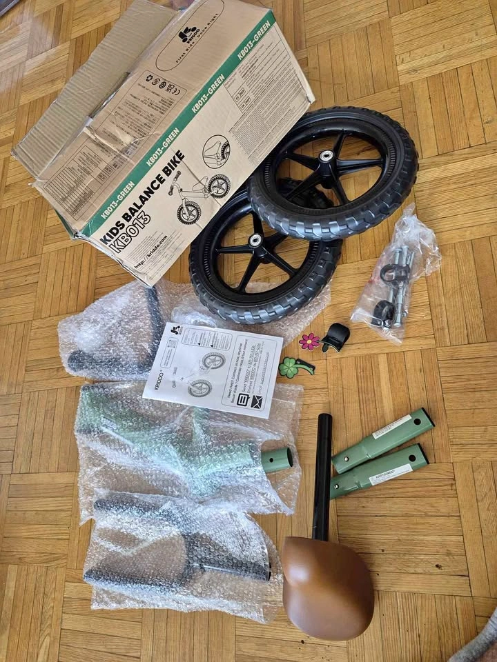 Kids balance bike
