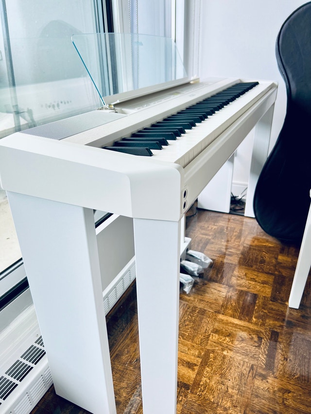 Yamaha P525 88-Weighted Wooden Key Digital Piano with stand - photo 5