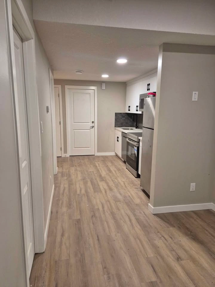 2 Beds 1 Bath - Apartment - photo 3