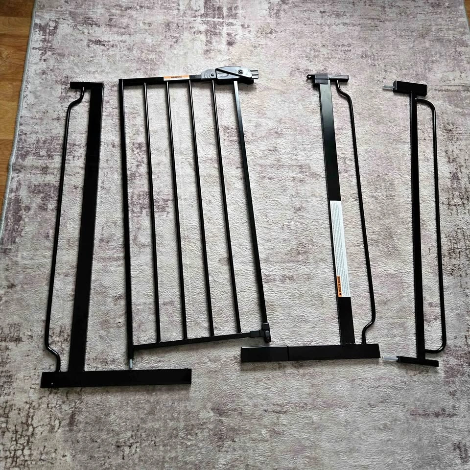METAL WALK-THROUGH safety Baby Gate - Black