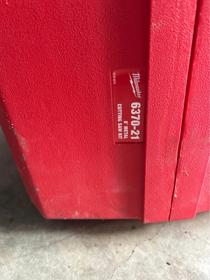 Milwaukee 8 inch metal cutting saw - photo 5