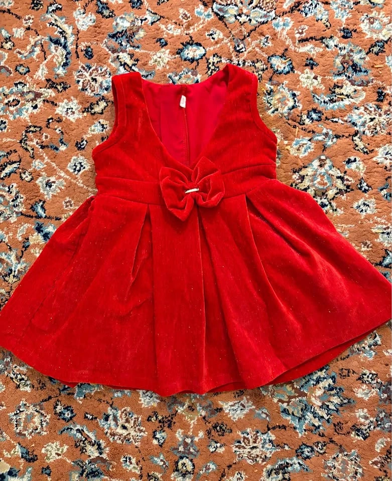 Red velvet dress for baby girl