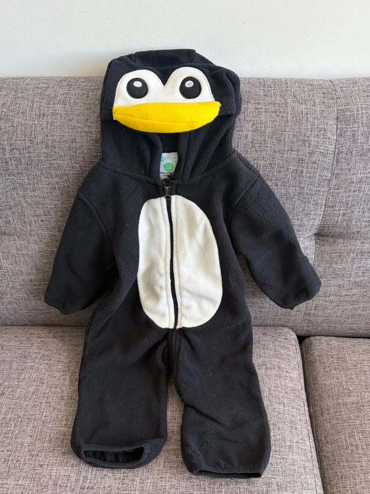 Penguin Halloween costume for baby