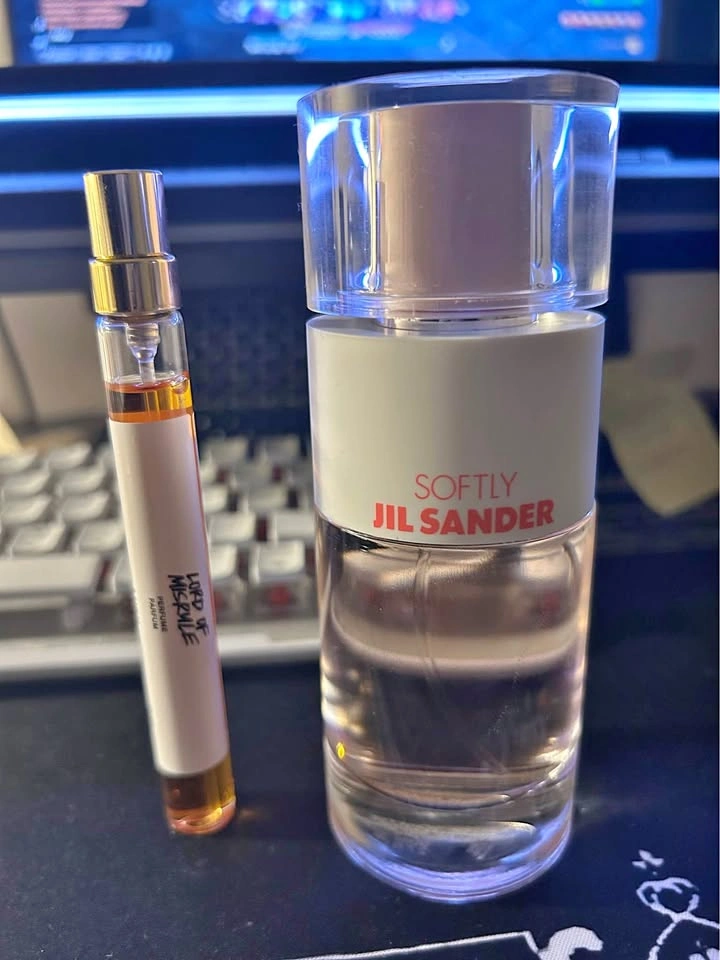 Jil Sander perfume + Lush LOM sample