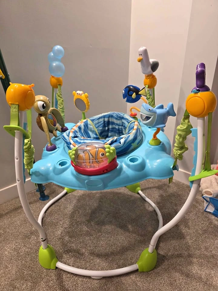 Disney Baby Finding Nemo Exersaucer