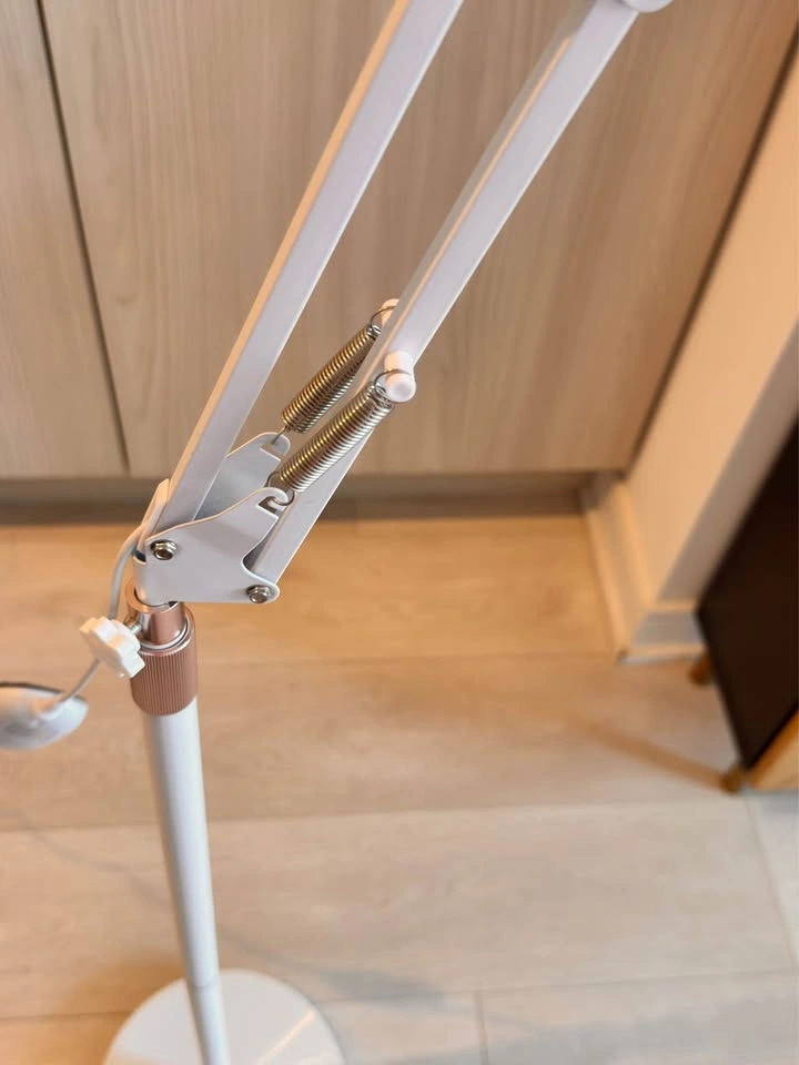 Red Light Therapy Lamp with Adjustable Floor Stand & Timer - photo 5