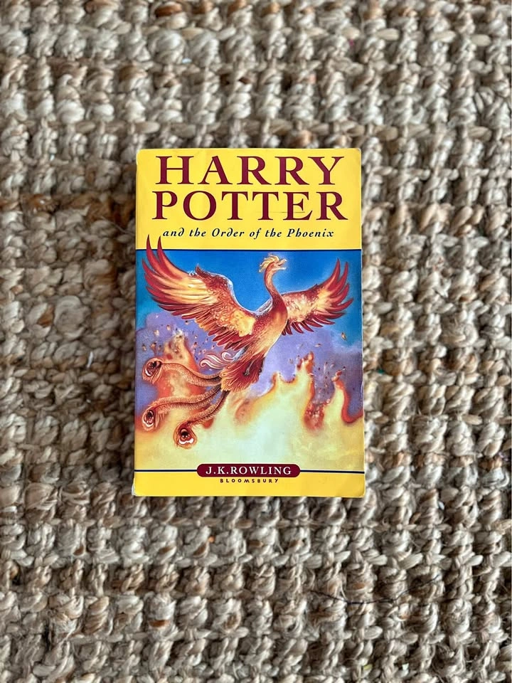 Harry Potter and the Order of the Phoenix Paperback