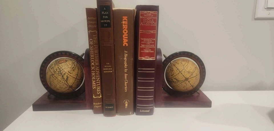 Globe book ends