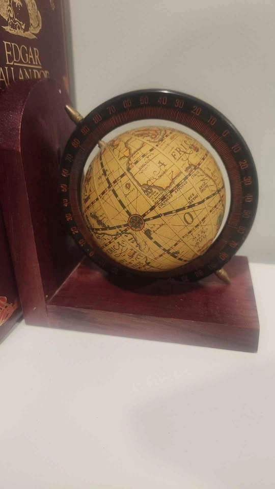 Globe book ends - photo 2